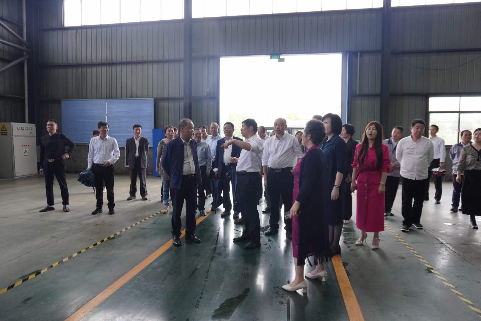 省中小企业协会会长饶剑明率南昌部分企业家到我司旅行考察_百亿游戏 | 电压互感器 | 非晶合金变压器 | 干式变压器 | 油浸式变压器