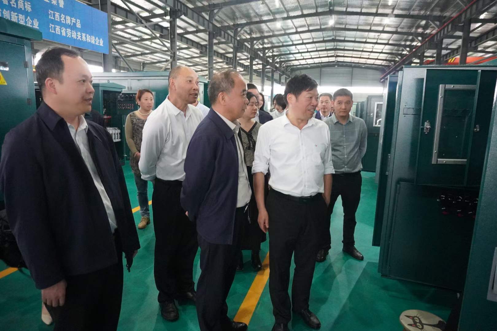 省中小企业协会会长饶剑明率南昌部分企业家到我司旅行考察_百亿游戏 | 电压互感器 | 非晶合金变压器 | 干式变压器 | 油浸式变压器