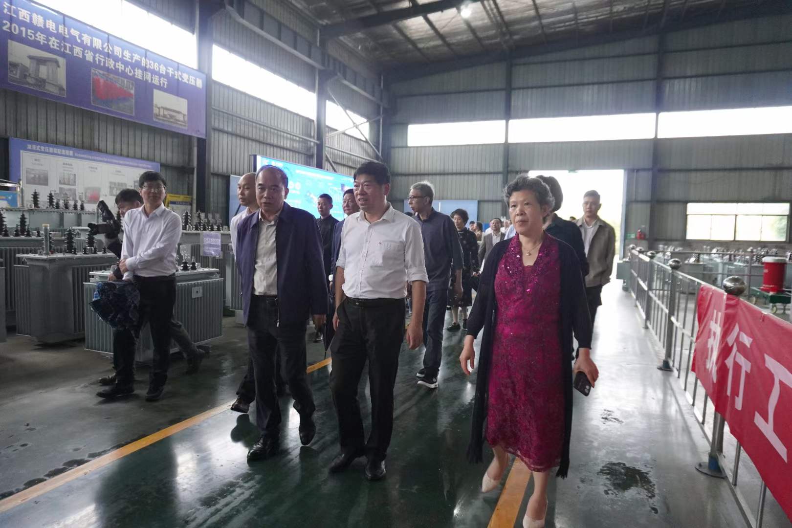 省中小企业协会会长饶剑明率南昌部分企业家到我司旅行考察_百亿游戏 | 电压互感器 | 非晶合金变压器 | 干式变压器 | 油浸式变压器